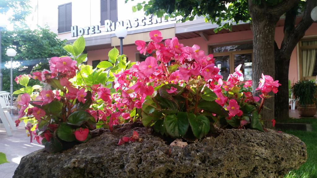 Hotel Rinascente Chianciano Terme Exterior photo