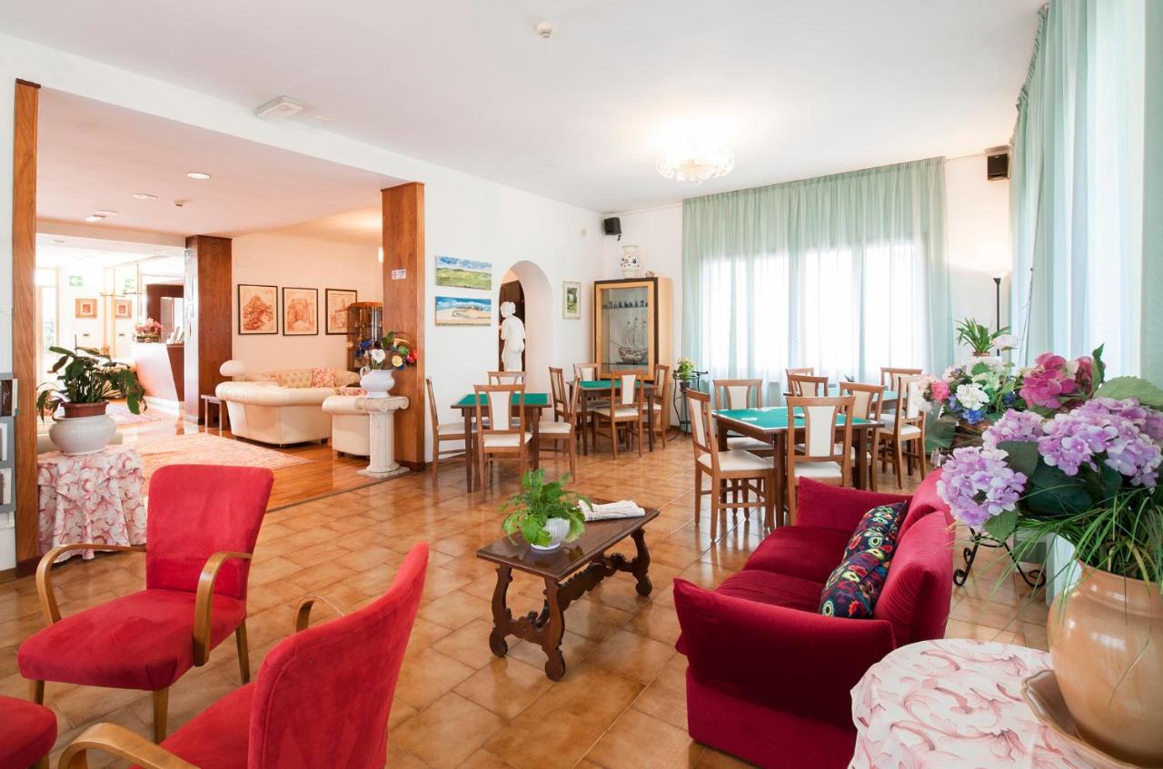Hotel Rinascente Chianciano Terme Exterior photo